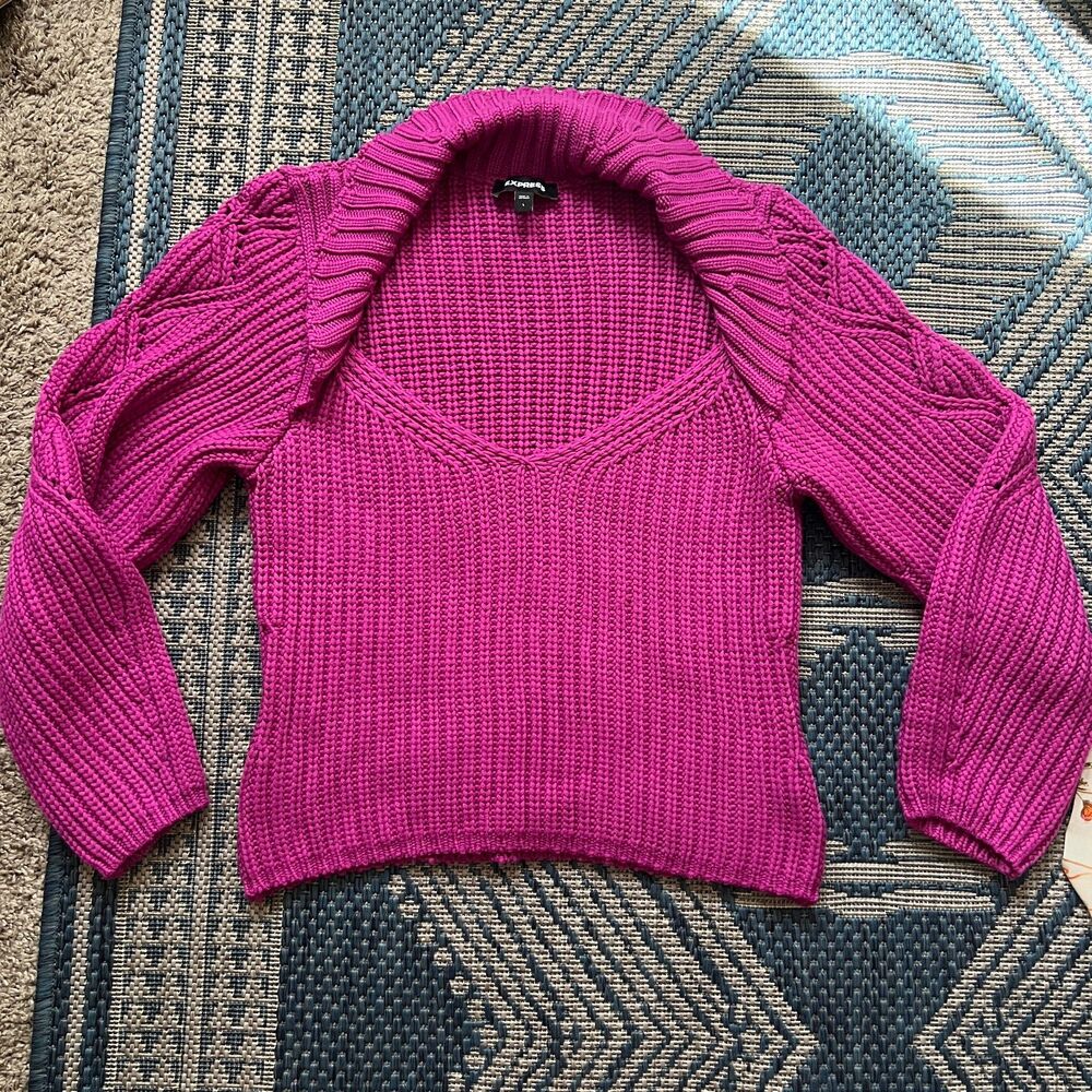 Chunky magenta barbiecore preppy coquette sweetheart neckline Express sweater